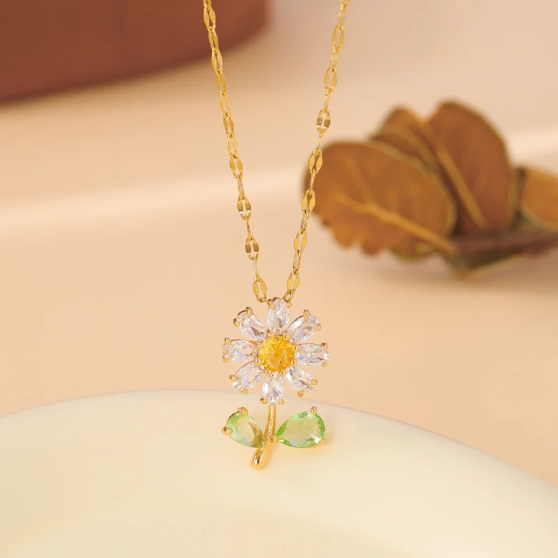 Simple gold necklaces for women -Minimalist Flower Stainless Steel Electroplating Necklaces