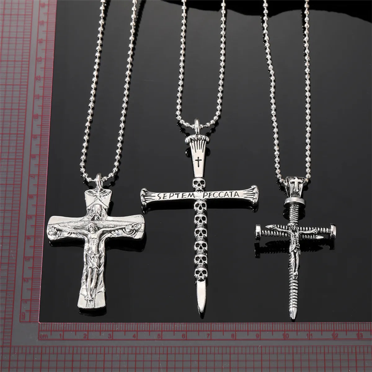 Geometric necklaces for women -Punk Cross Nail Skull Alloy Titanium Steel Carving Men'S Pendant Necklace