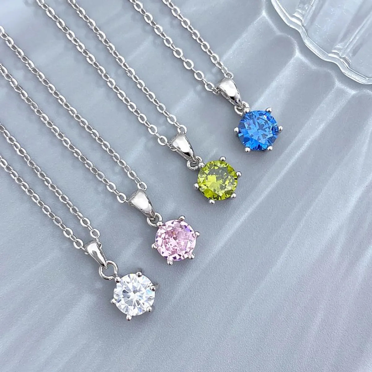 Women’s crystal heart necklaces -Casual Solid Color Sterling Silver Plating Inlay Moissanite White Gold Plated Necklace