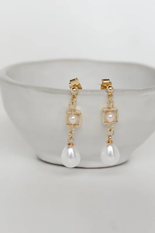 Fashion earrings for women -FINAL SALE - Catherine Gold Pearl Drop Earrings