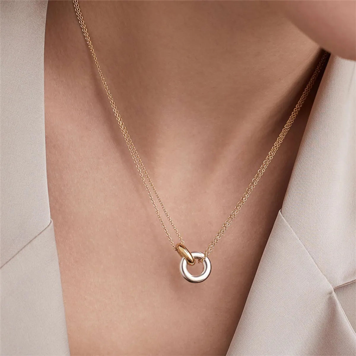 Dainty necklaces for women -Simple Style Solid Color Stainless Steel Plating Gold Plated Layered Necklaces