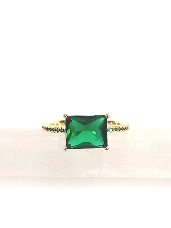 Gold stacking rings for women -Emerald Crystal Ring