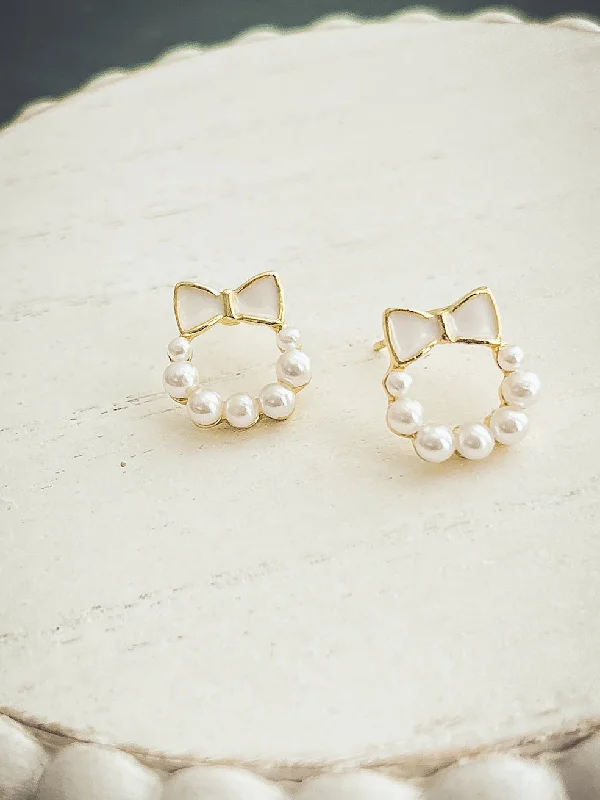 Modern earrings for women -Beautiful Pearl Bow Wreath Earrings