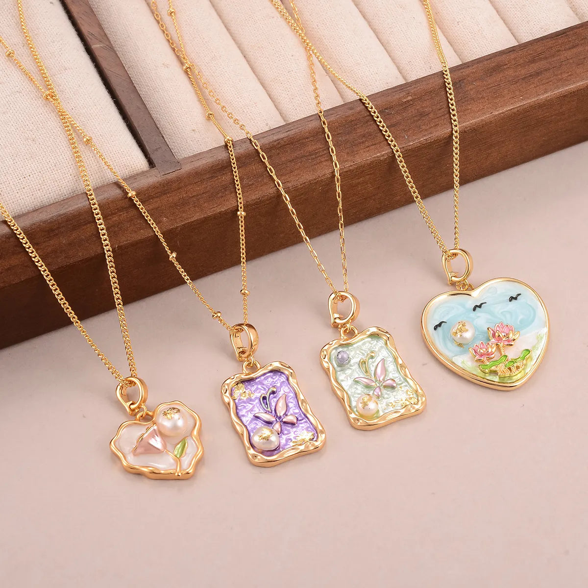 Matching necklace sets for women -Retro French Style Flower Butterfly 18K Gold Plated Medieval Gold Natural Pearl Crystal Alloy Wholesale Pendant Necklace