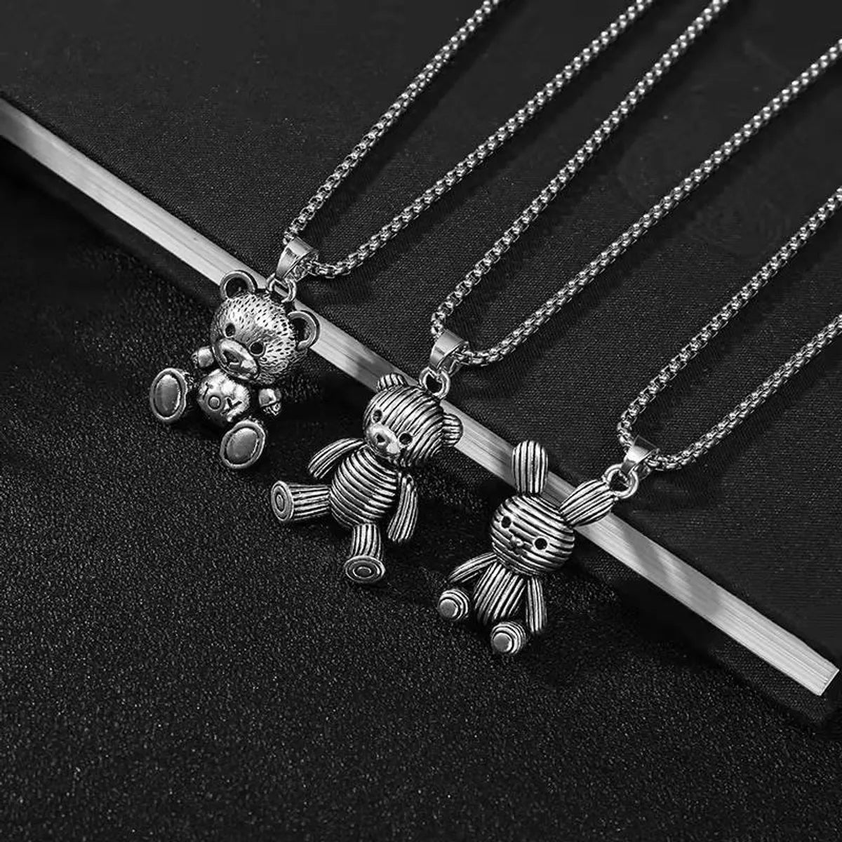 Silver necklaces for women -Hip-Hop Rabbit Bear Alloy Titanium Steel Plating Unisex Pendant Necklace