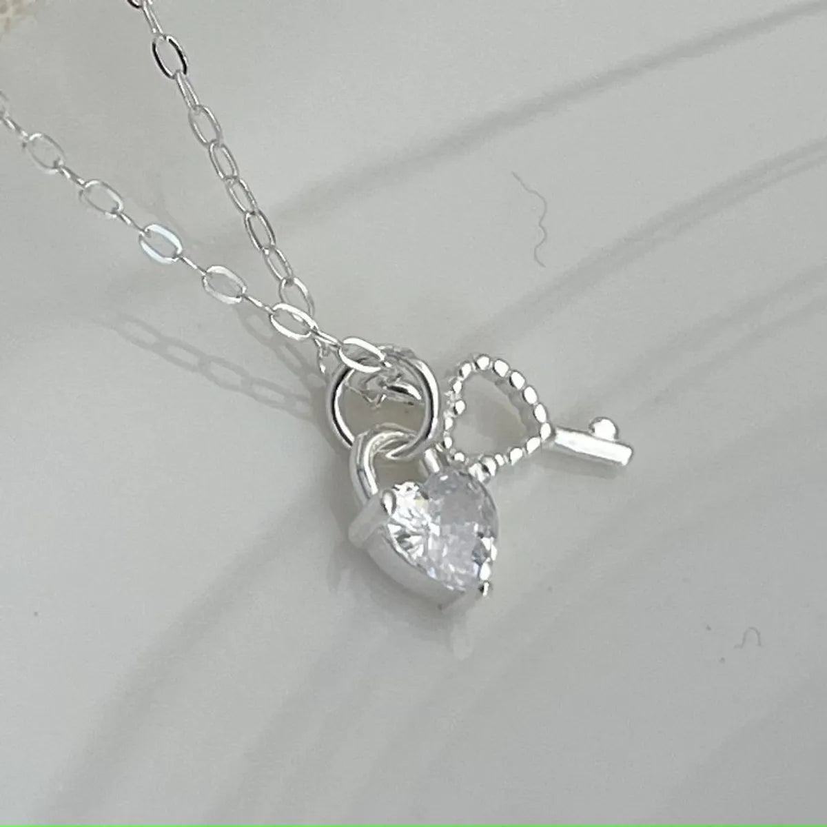 Chain necklaces for women -Elegant Heart Shape Key Sterling Silver Plating Inlay Zircon Pendant Necklace