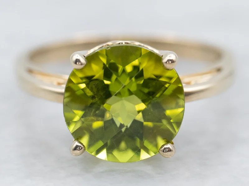 Adjustable gemstone rings for women -Yellow Gold Peridot Solitaire Ring