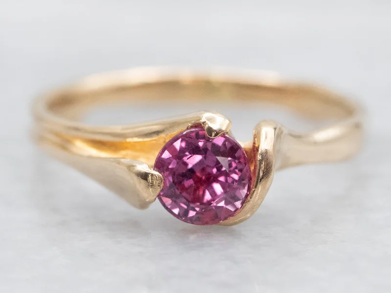 Vintage gold rings for women -Sweet Pink Sapphire Solitaire Ring