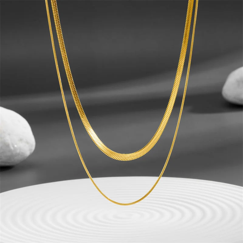 Gold Necklace Flat round Chain