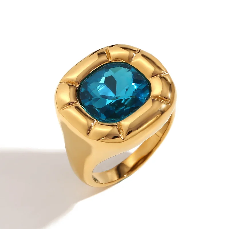 Ring - Gold Blue Size 6