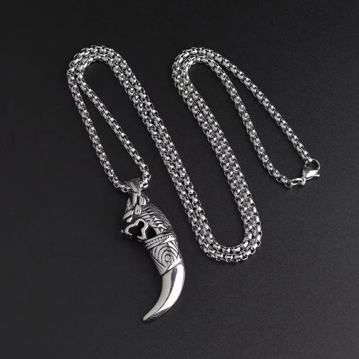 Layered necklaces for women -Casual Geometric Alloy Zinc Alloy Plating Men'S Pendant Necklace