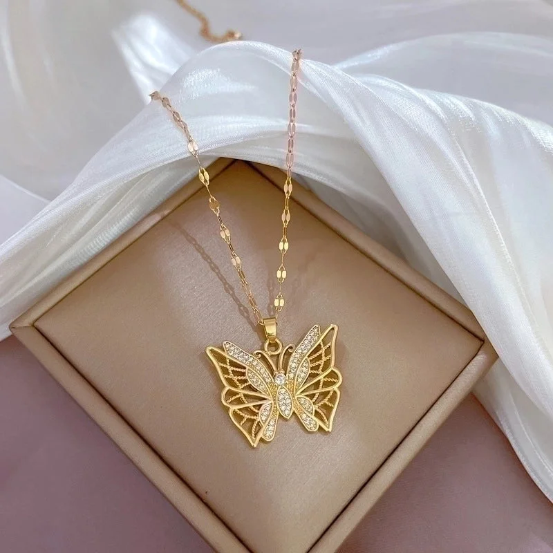 Diamond necklaces for women -Simple Style Butterfly Titanium Steel Copper Gold Plated Zircon Pendant Necklace In Bulk