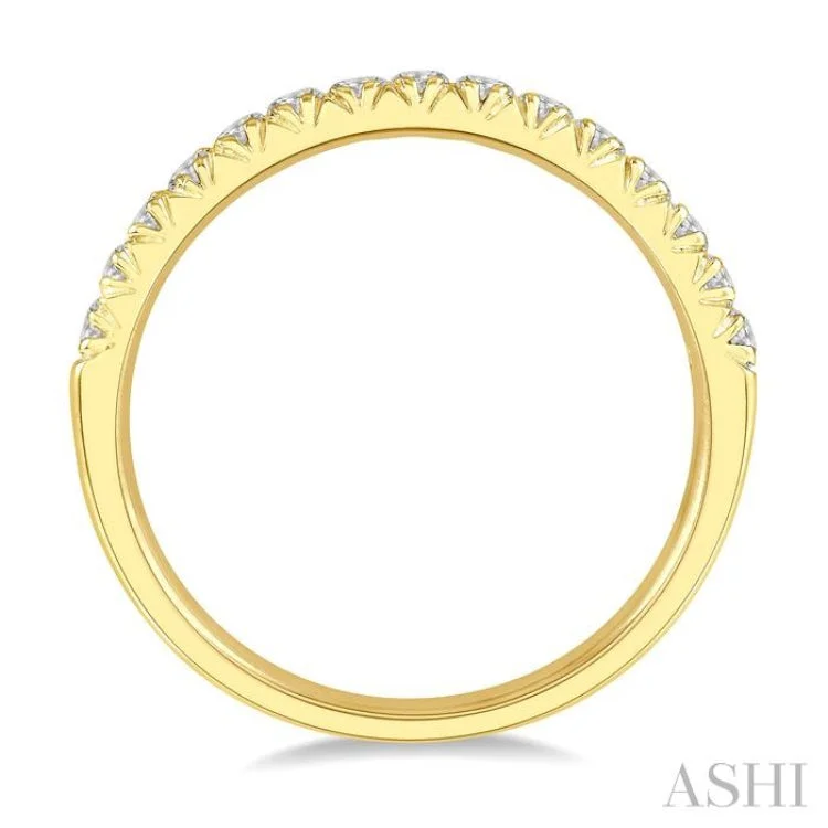 Simple engagement rings for women -1/3 ctw 15Stones Round Cut Diamond Wedding Band in 14K Yellow Gold