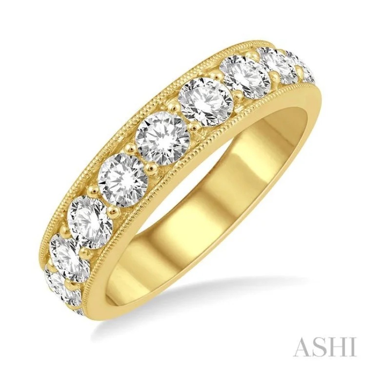 Diamond solitaire engagement rings for women -2 ctw Round Cut Diamond Wedding Band in 14K Yellow Gold