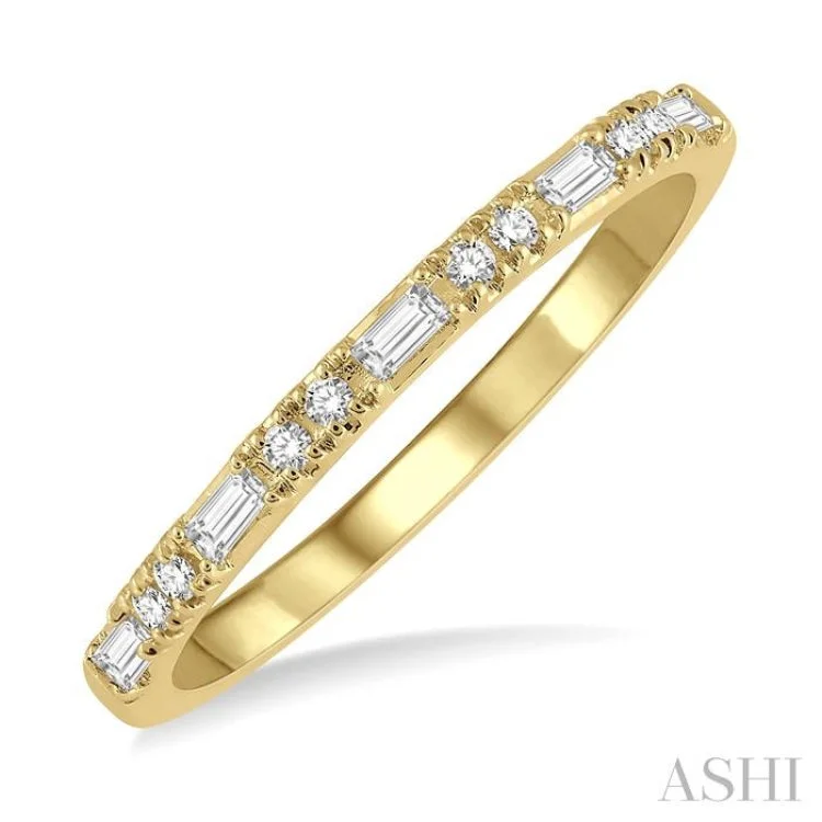 Timeless engagement rings for women -1/6 Ctw Baguette and Round Cut Diamond Stack Band in 14K Yellow Gold