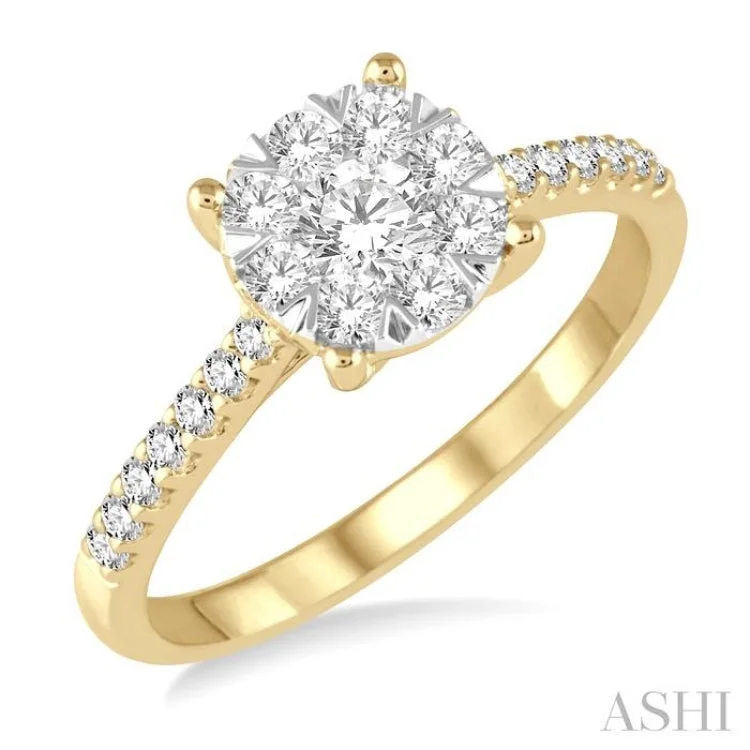 Engagement rings with vintage filigree for women -3/4 ctw Round Cut Lovebright Diamond Ring in 14K Yellow and White Gold