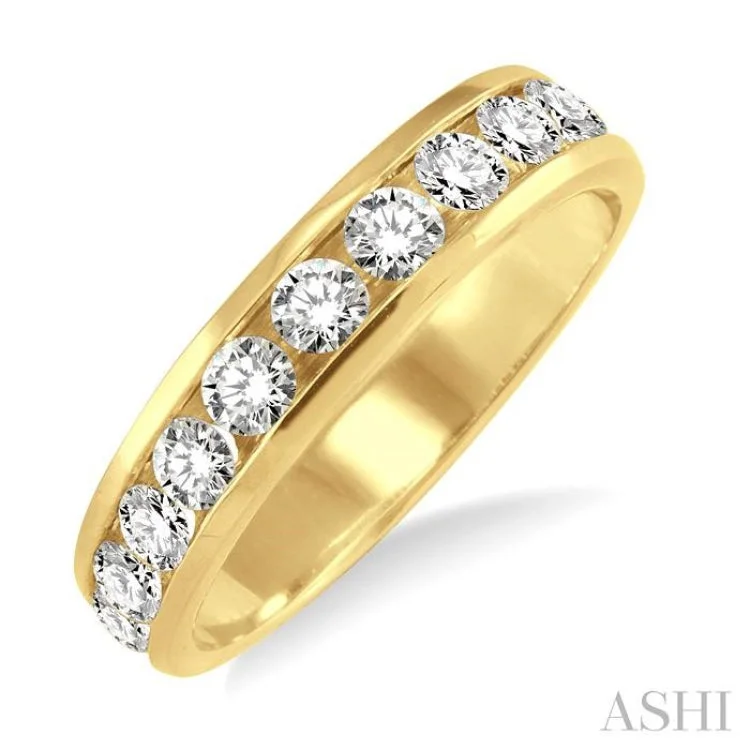 Classic engagement rings for women -1/2 ctw Round Cut Diamond Wedding Band in 14K Yellow Gold