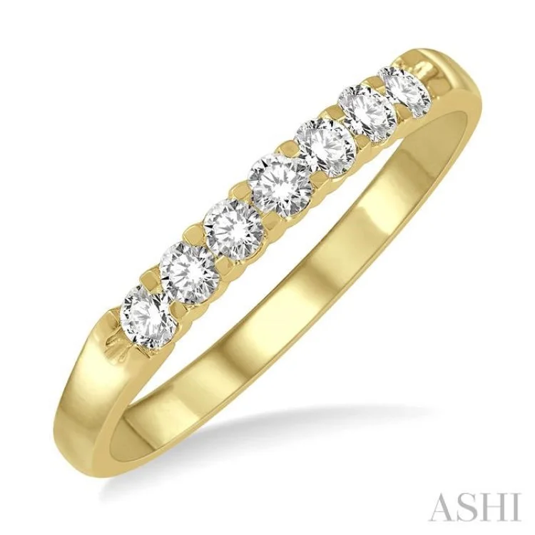 Halo engagement rings for women -1/4 ctw 7 Stone Round Cut Diamond Wedding Band in 14K Yellow Gold